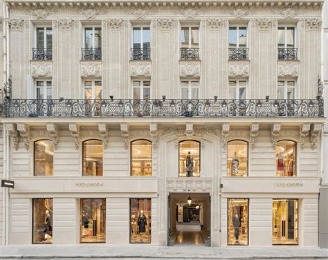 Dolce&Gabbana Boutique in Paris Printemps .